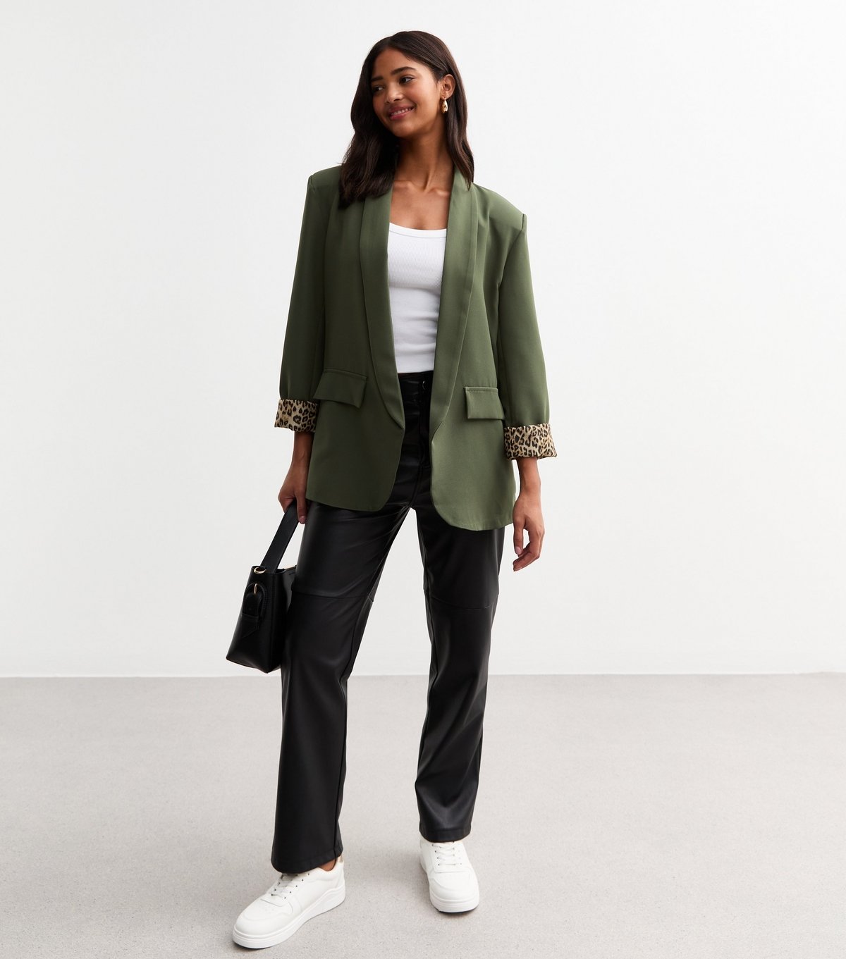 Gini London Women's Green Leopard Cuff Blazer Gini London New Look - 3