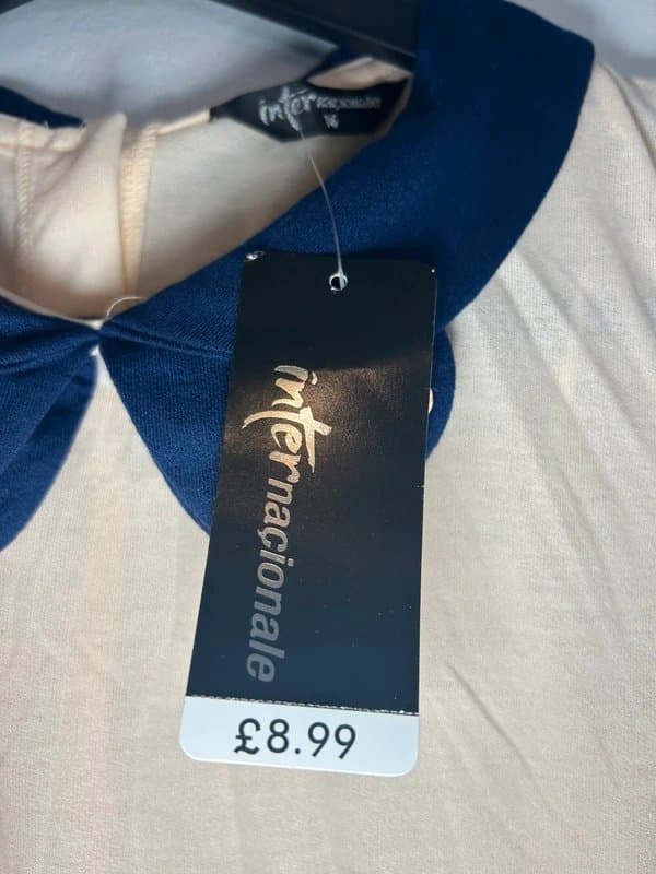 Internacionale Women’s Internacionale Cream Sleeveless Blouse with Navy Collar – Size 16 – New with Tags