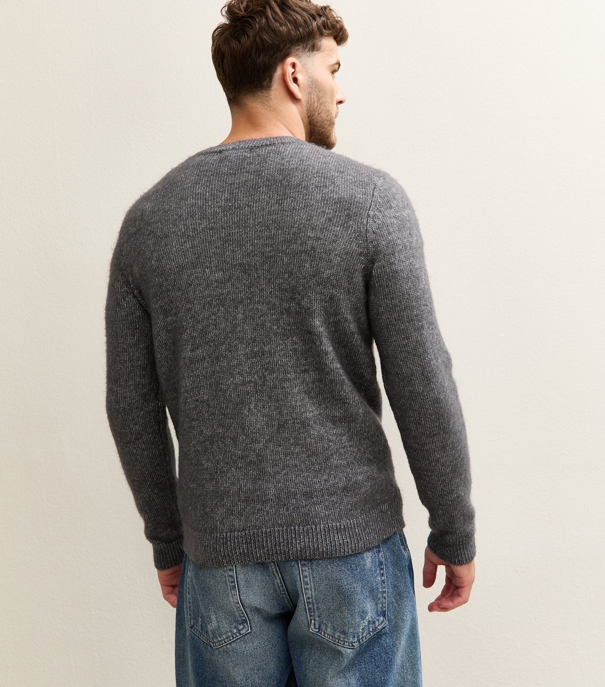 New Look Men's Dark Grey Relaxed Crew Neck Long Sleeve Jumper New Look - 4
