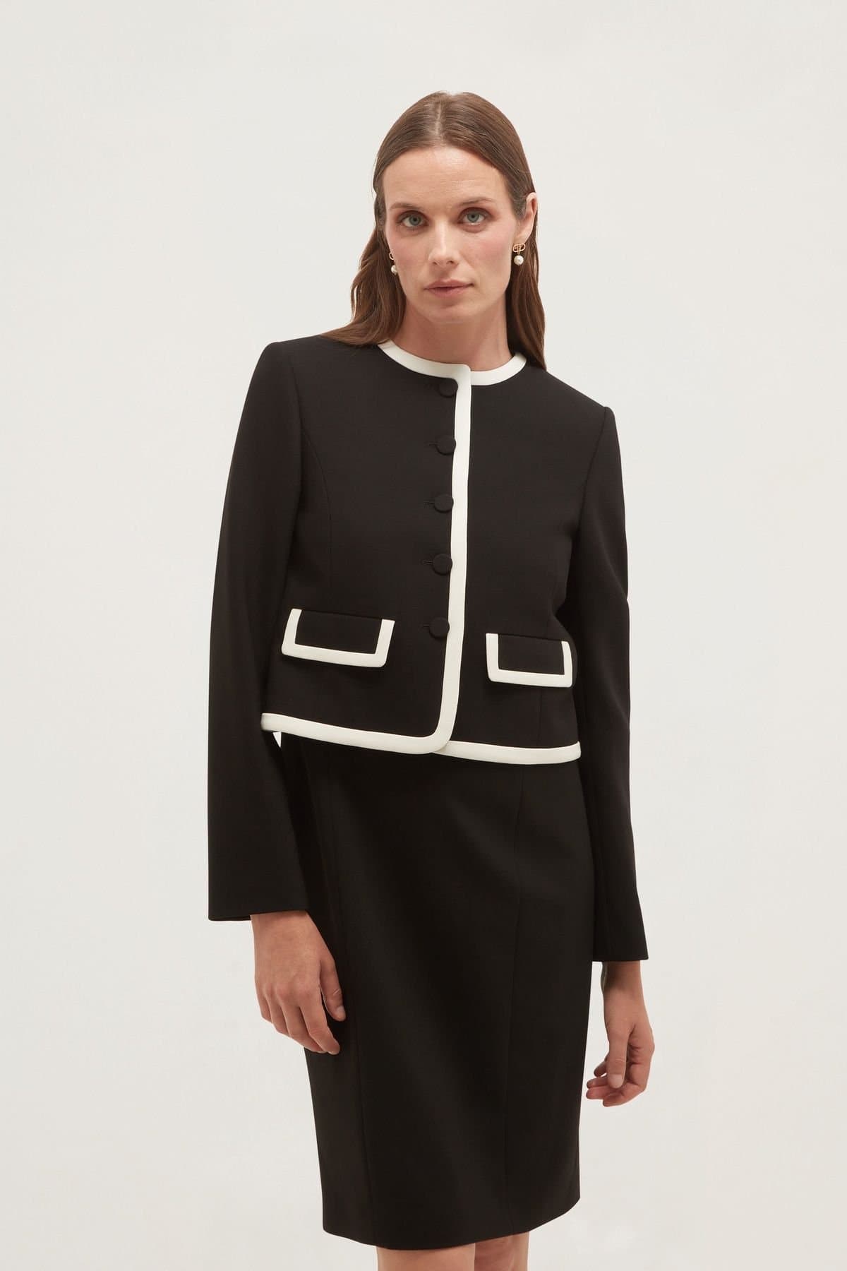 Hobbs London Hobbs London Women's Rosalind Cropped Contrast Trim Jacket in Black