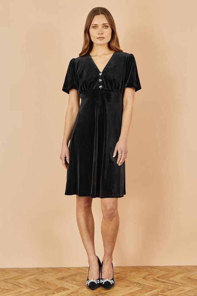Yumi Yumi Women's Black Velvet Skater Dress With Dimante Bow Detail - 2