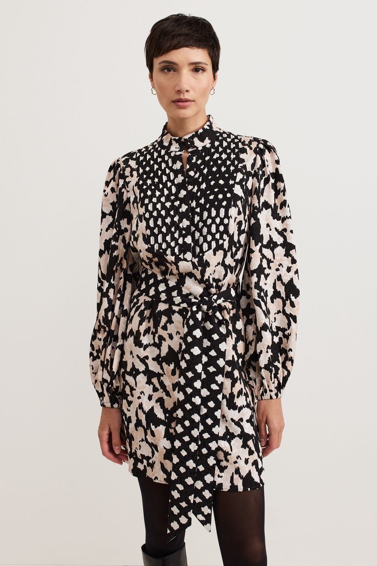 Phase Eight Phase Eight Women's Dolly Mandarin Collar Mini Shirt Dress in Black