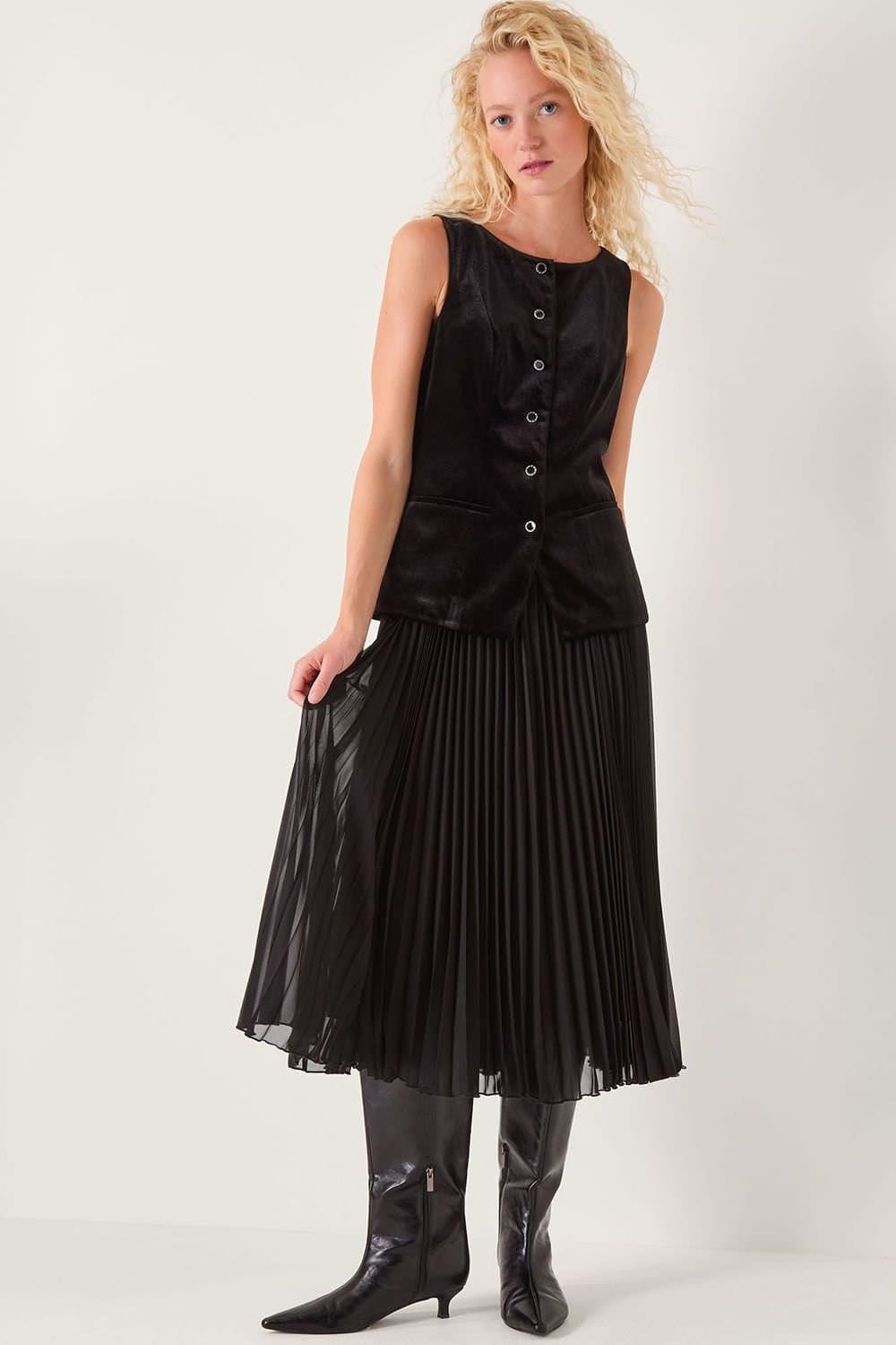 Monsoon Monsoon Women's Vanessa Sleeveless Velvet Pleated Midi Dress Black