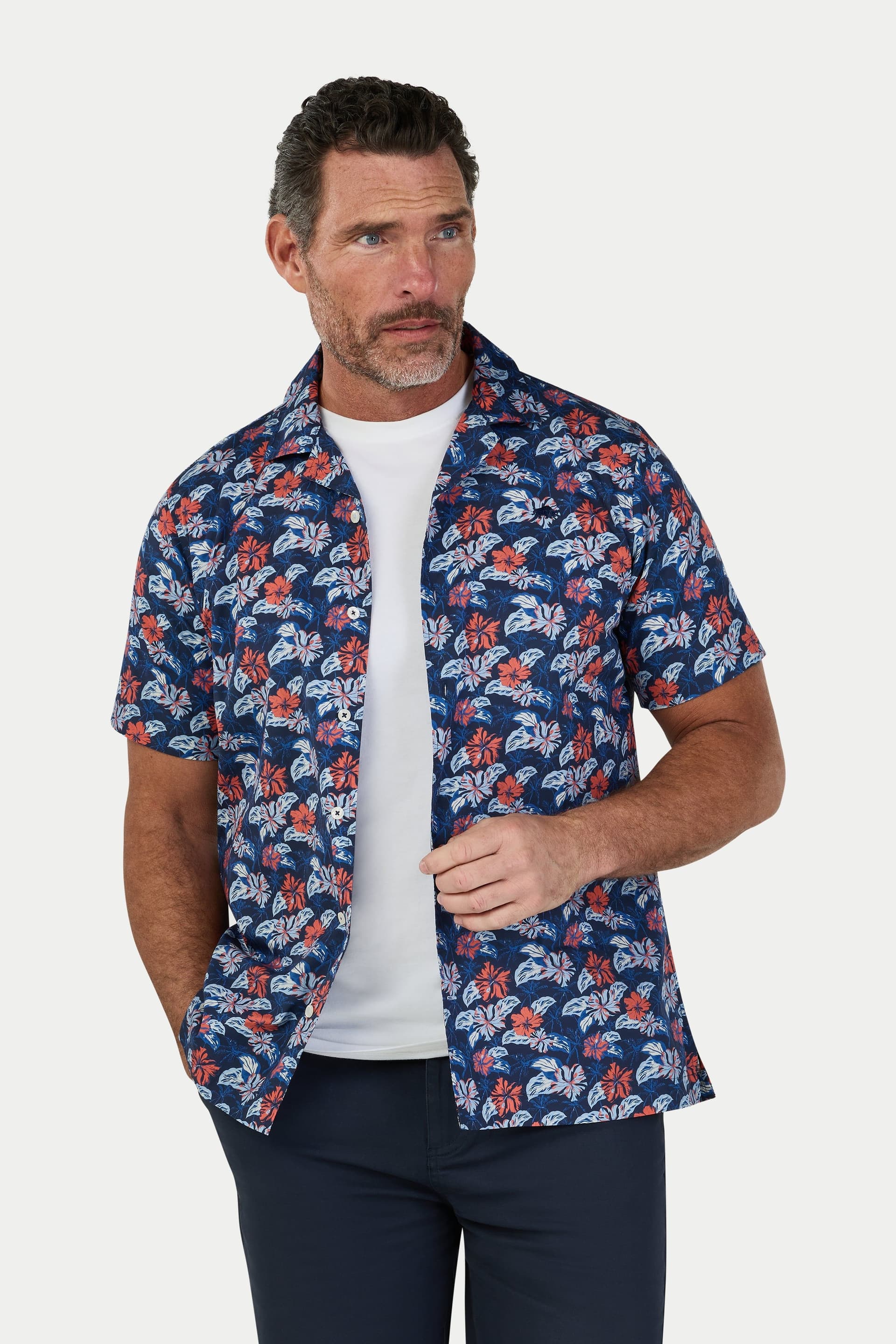 raging bull Raging Bull Men's Short Sleeve Hawaii Floral Poplin Shirt in Navy