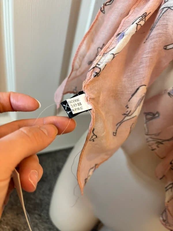 Luxe Pink Unicorn Print Scarf | Luxe la mode Ltd | Soft Lightweight Shawl Wrap BNWT