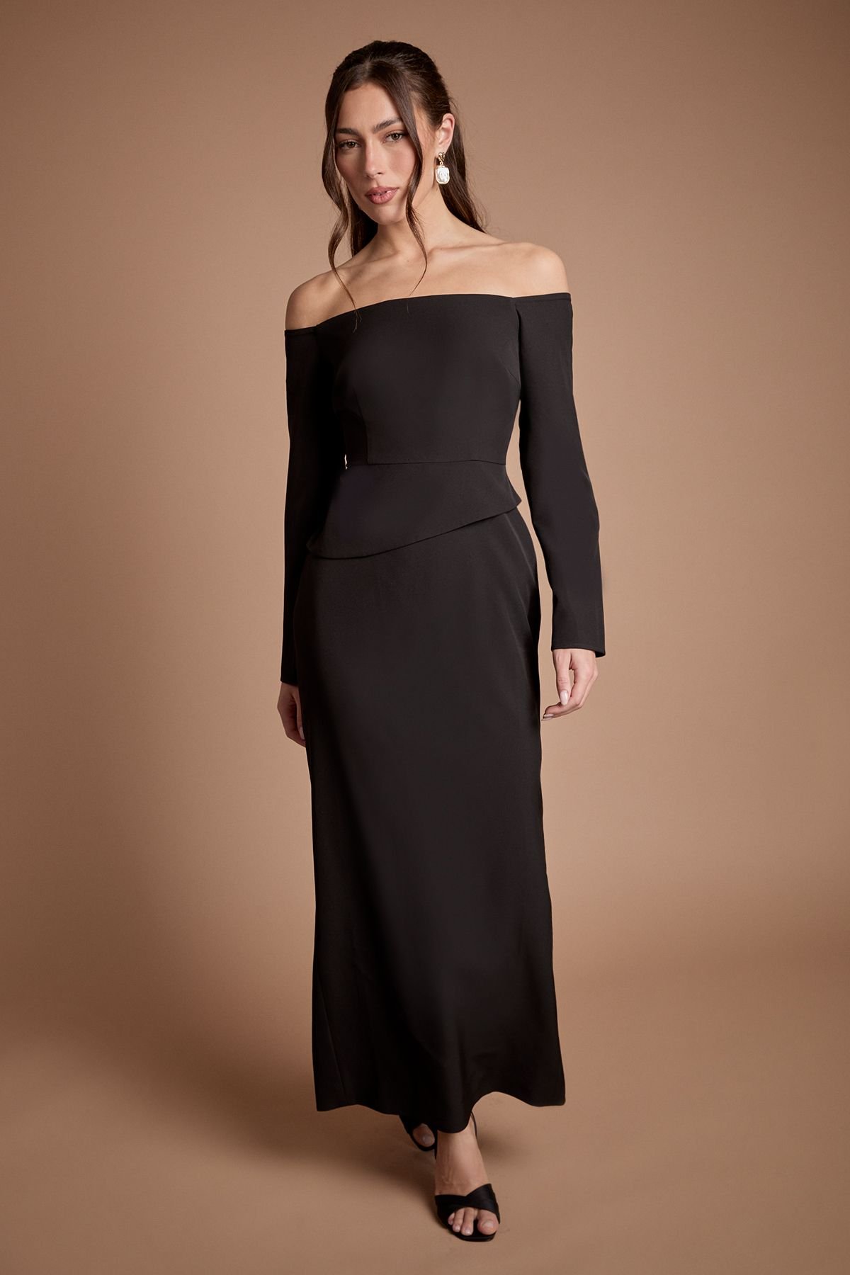 Coast Coast Women's Crepe Bardot Long Sleeve Bridesmaid Maxi Dress in Black - 4