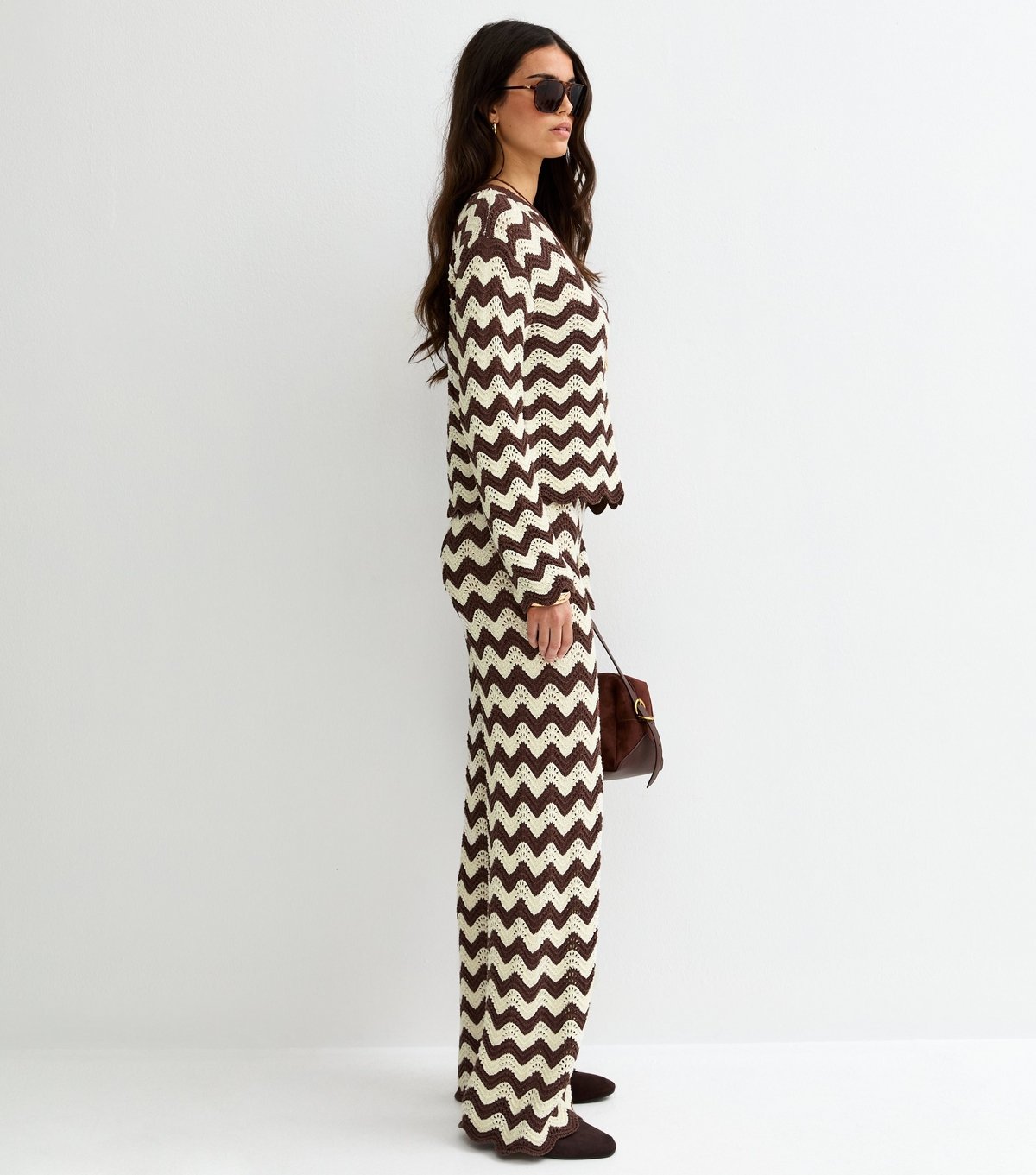 New Look Women's Brown Cotton Rich Wavy Pattern Wide Leg Trousers New Look - 2