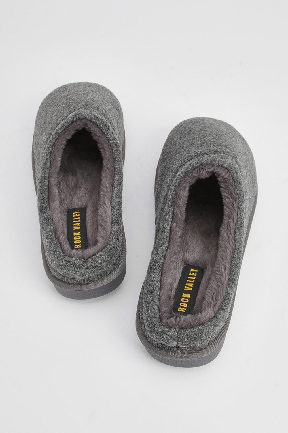 Maine Maine Men's Charcoal Faux Fur Lined Mule Slippers - 4