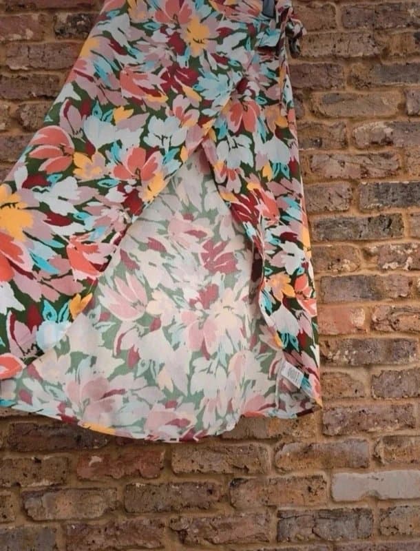 Corset Story Corset Story Floral Explosion Tie Waist Adjustable Cover Up Summer Wrap Skirt Size 8 UK