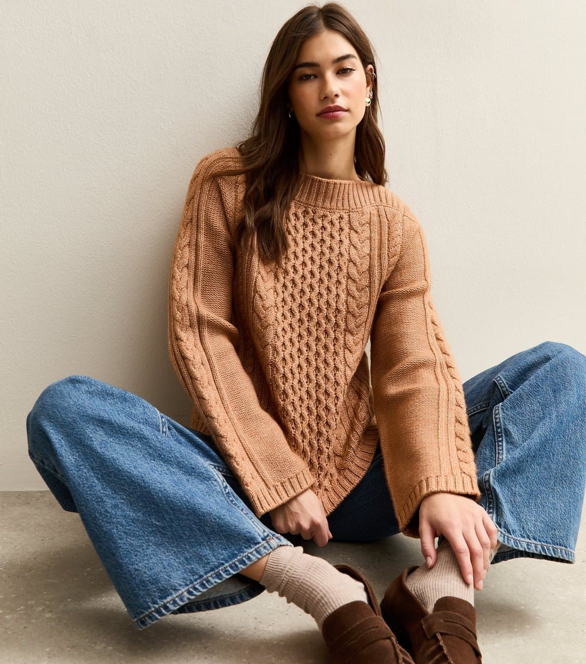 New Look Women's Camel Cable Knit Wide Sleeve Jumper New Look