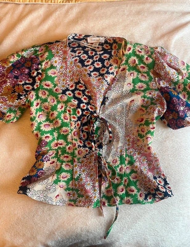 Topshop Topshop floral blouse