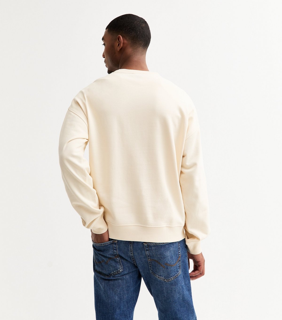 New Look Men's Cream Oversized Crew Neck Sweatshirt New Look - 4