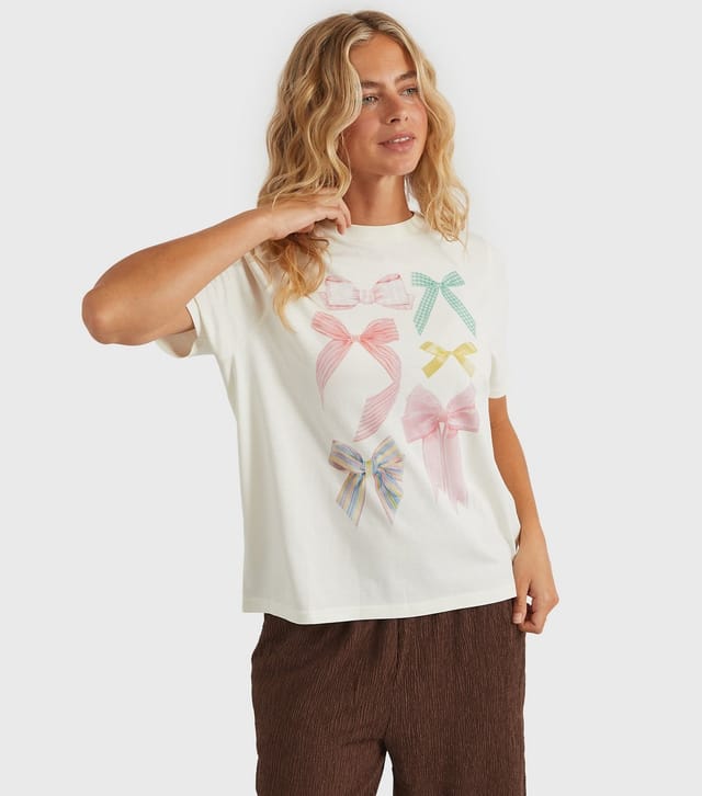 Custard Women's Clothing White Bow Print T-Shirt Custard New Look - 3