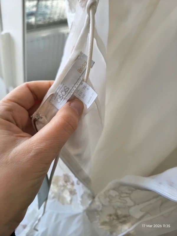 ASOS Beautiful lace Bridal dress . Read description!