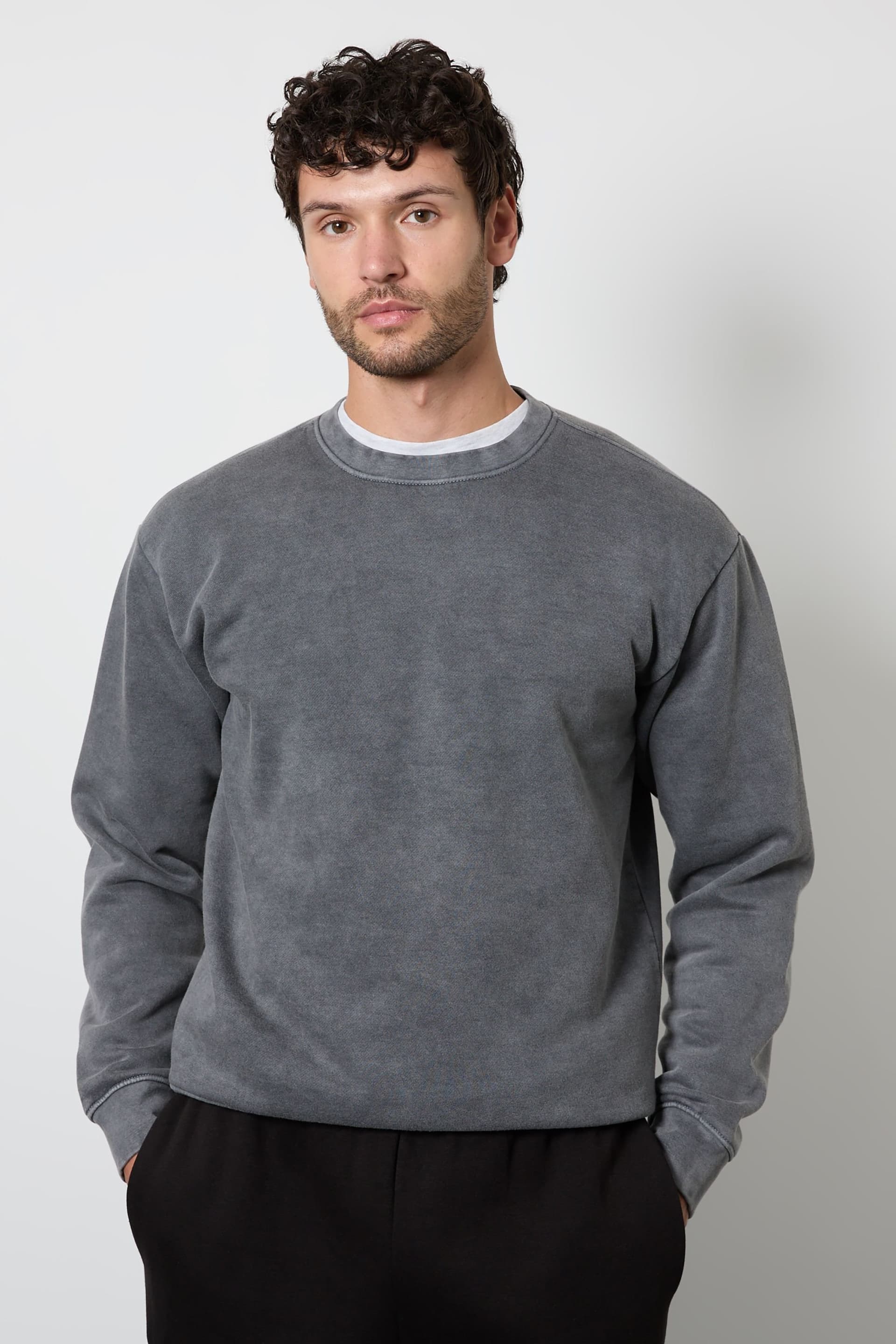 Burton Burton Men's Dark Grey Garment Dyed Crew Neck Sweatshirt