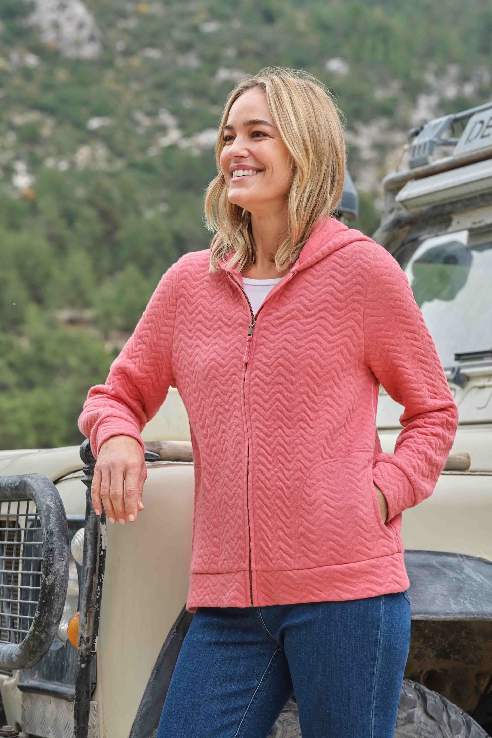 WoolOvers WoolOvers Women's Exertion Chevron Quilted Hoodie in Pink