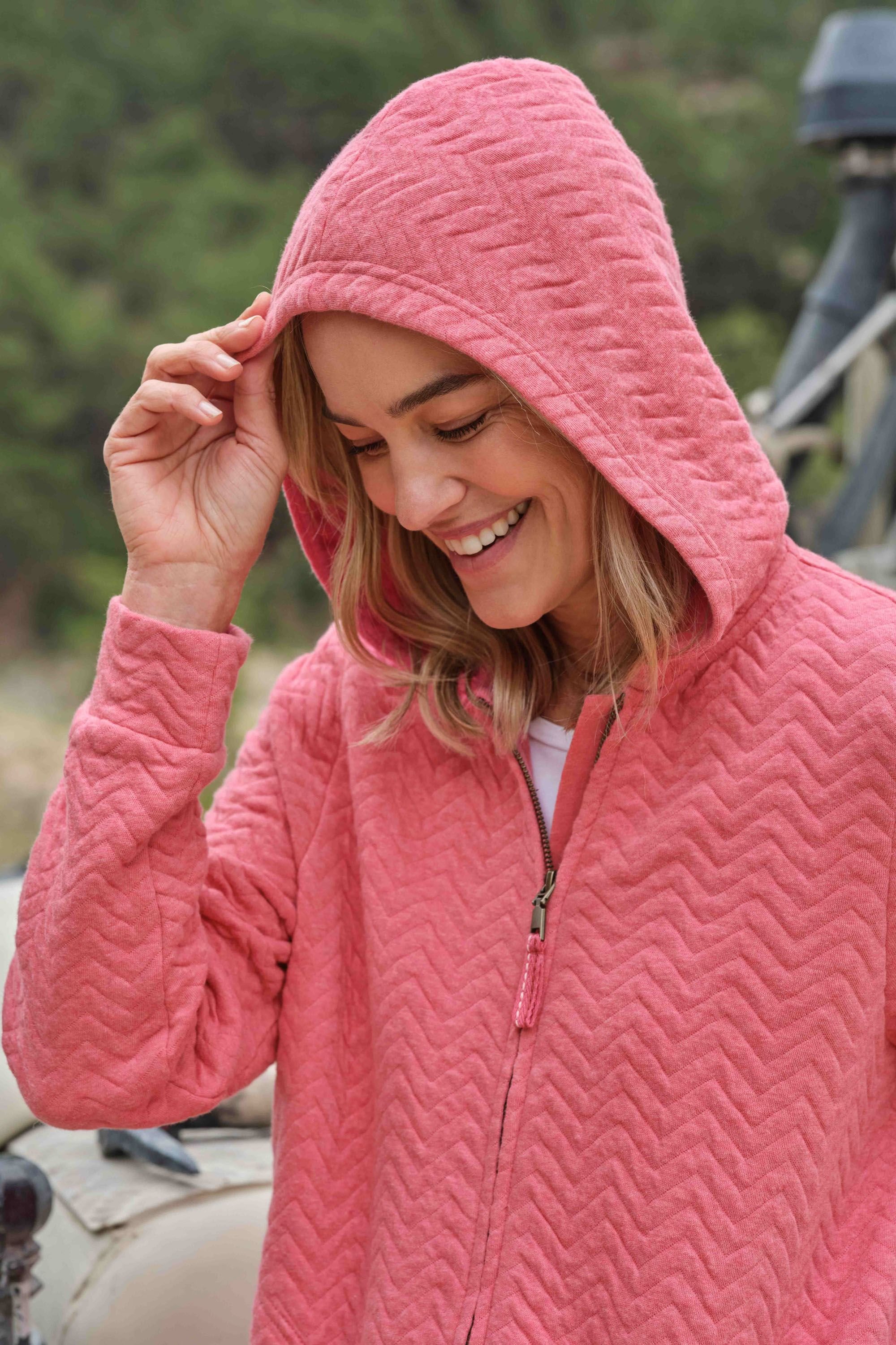 WoolOvers WoolOvers Women's Exertion Chevron Quilted Hoodie in Pink - 2