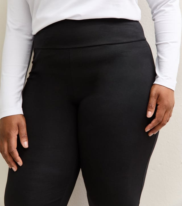 New Look Women's Plus Size Black Kick Flare Leggings Curves New Look - 2