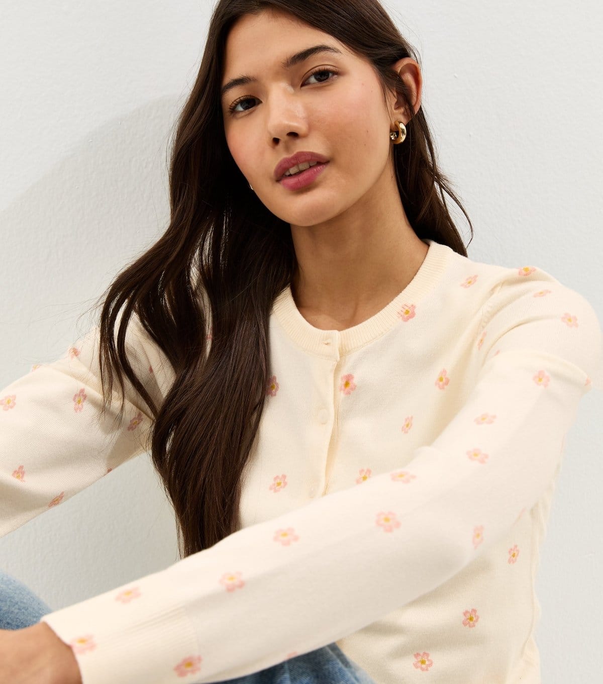 New Look Cream Floral Crew Neck Cardigan