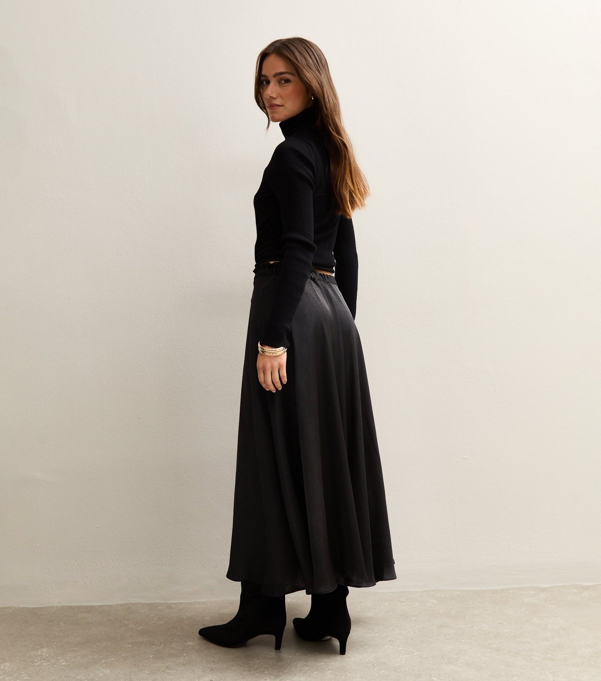 New Look Women's Petite Black Satin Drawstring Circle Skirt New Look - 4