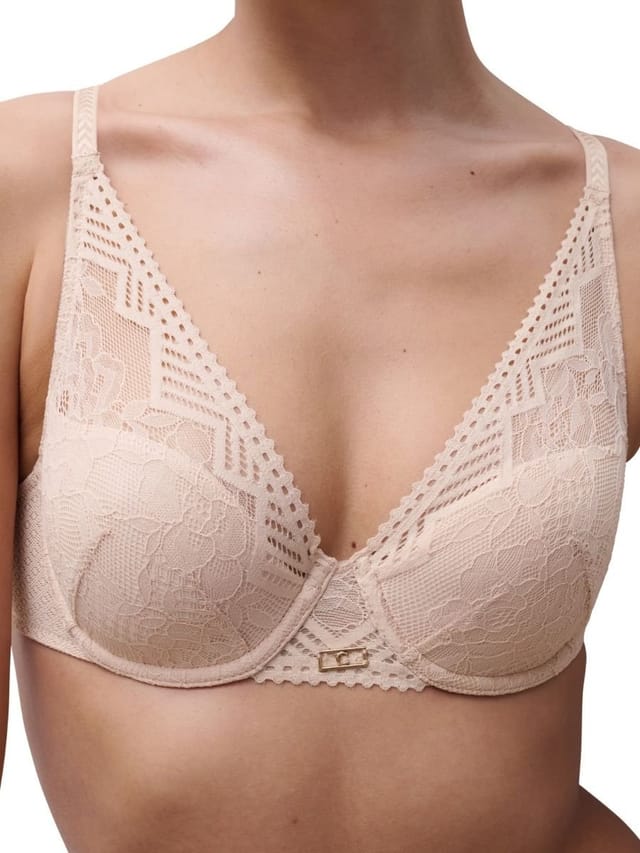 Chantelle Chantelle Women's Origins Plunge Spacer Bra in Beige - 3