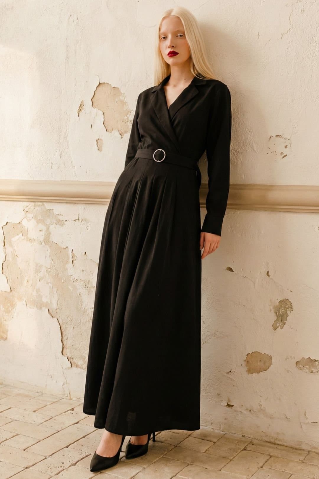 MyFashion MyFashion Women's Belted Long Sleeve Maxi Dress in Black