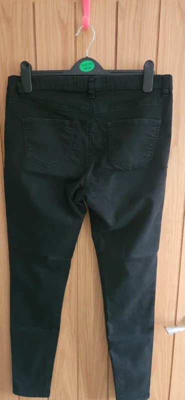 New Look Black skinny jeggings new look size 14