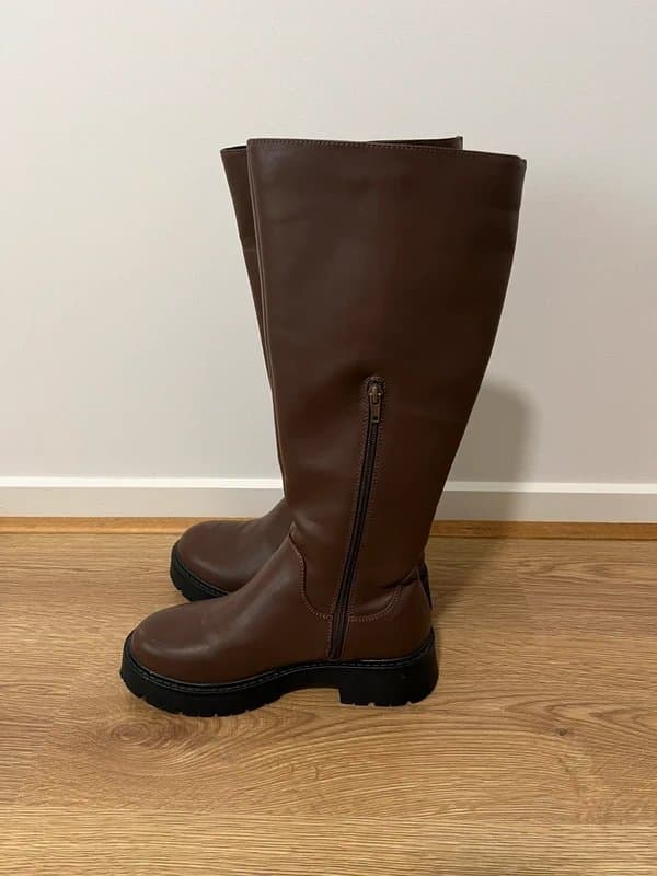 ASOS ASOS brown leather boots AU7 UK5