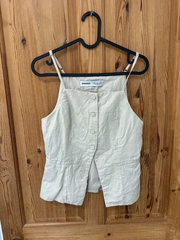 Bershka Bershka square neck waistcoat style top size small