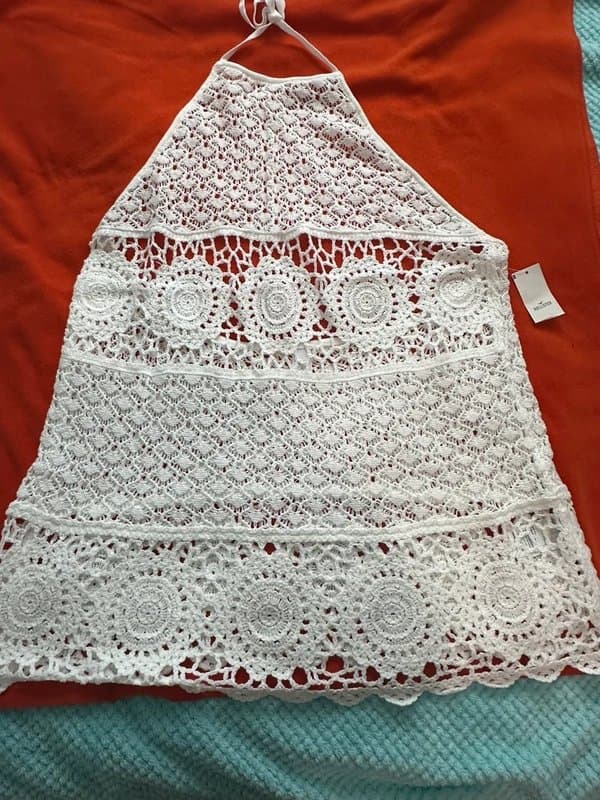 Hollister Crochet white beach top size XL