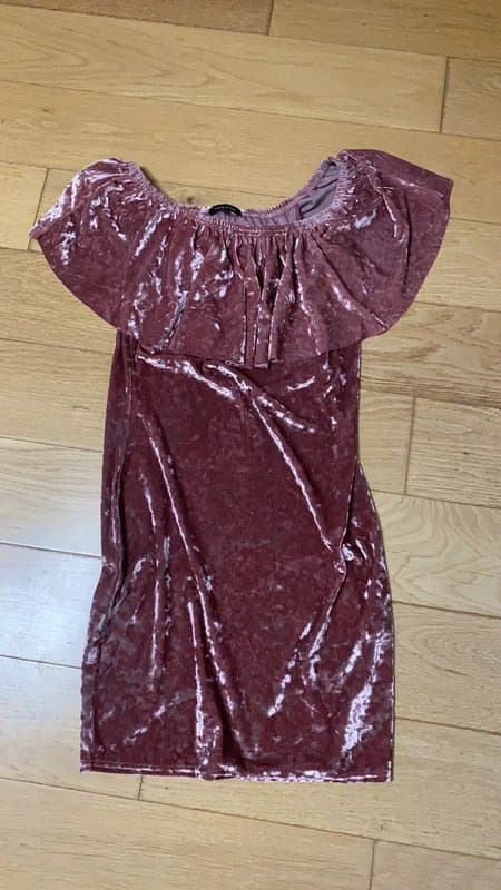 New Look Velvet pink woman’s dress