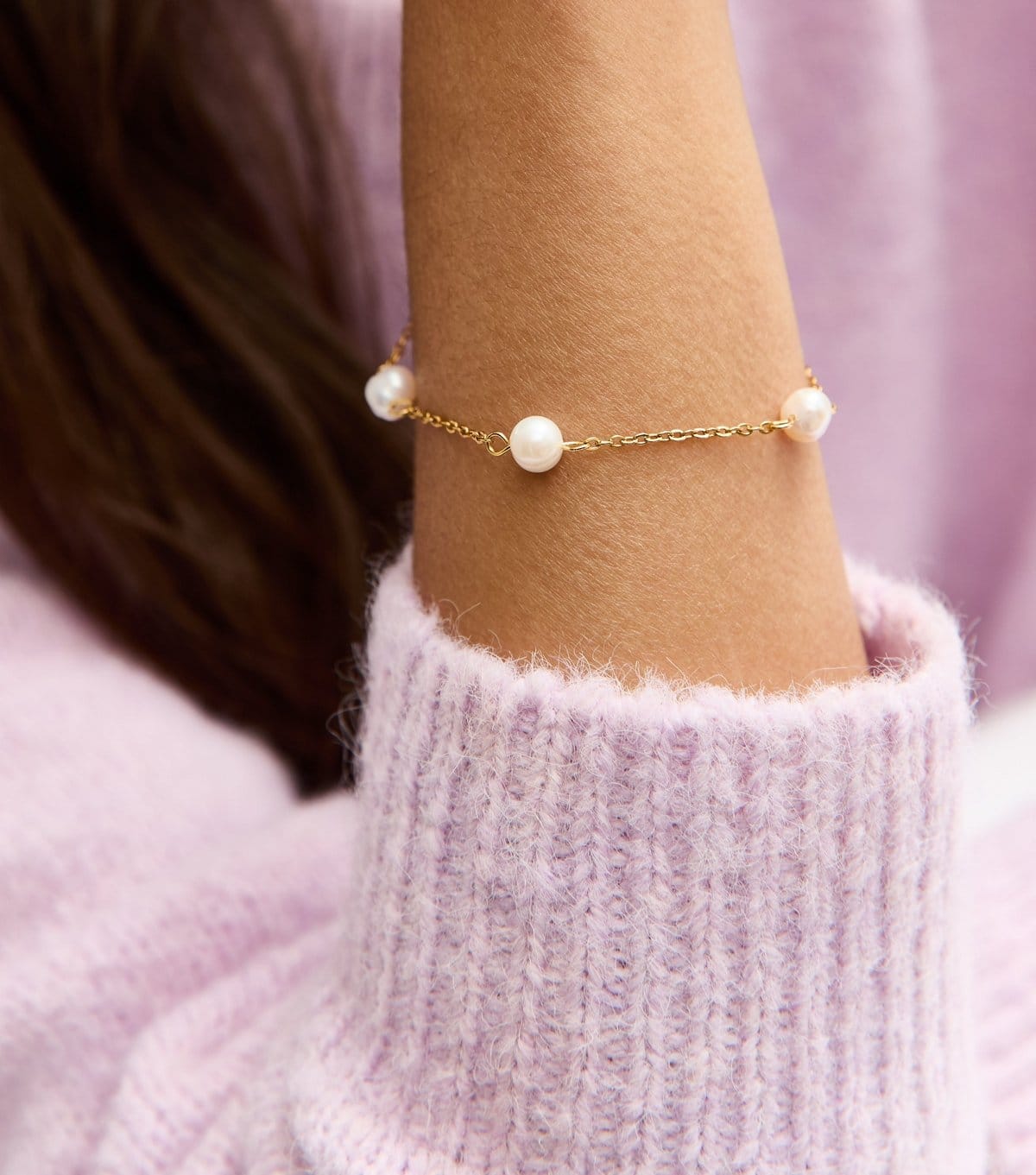 New Look Gold Tone Waterproof Faux Pearl Chain Bracelet New Look - 1