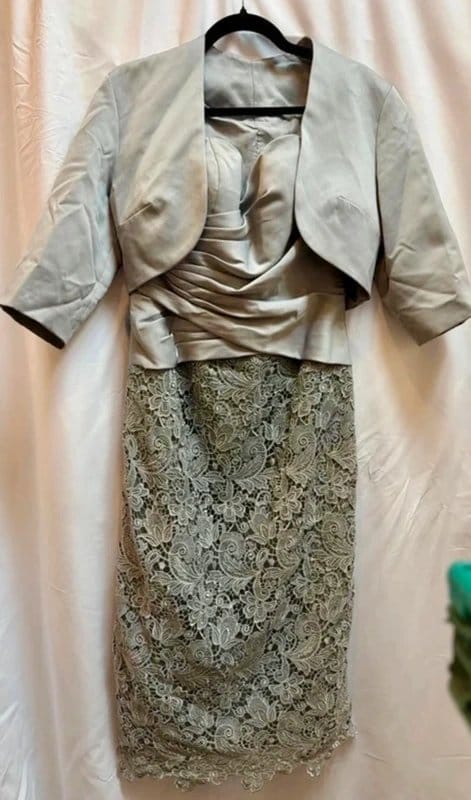 Forever Yours Forever Yours dress size 10 - 12 party wedding cruise summer - 1