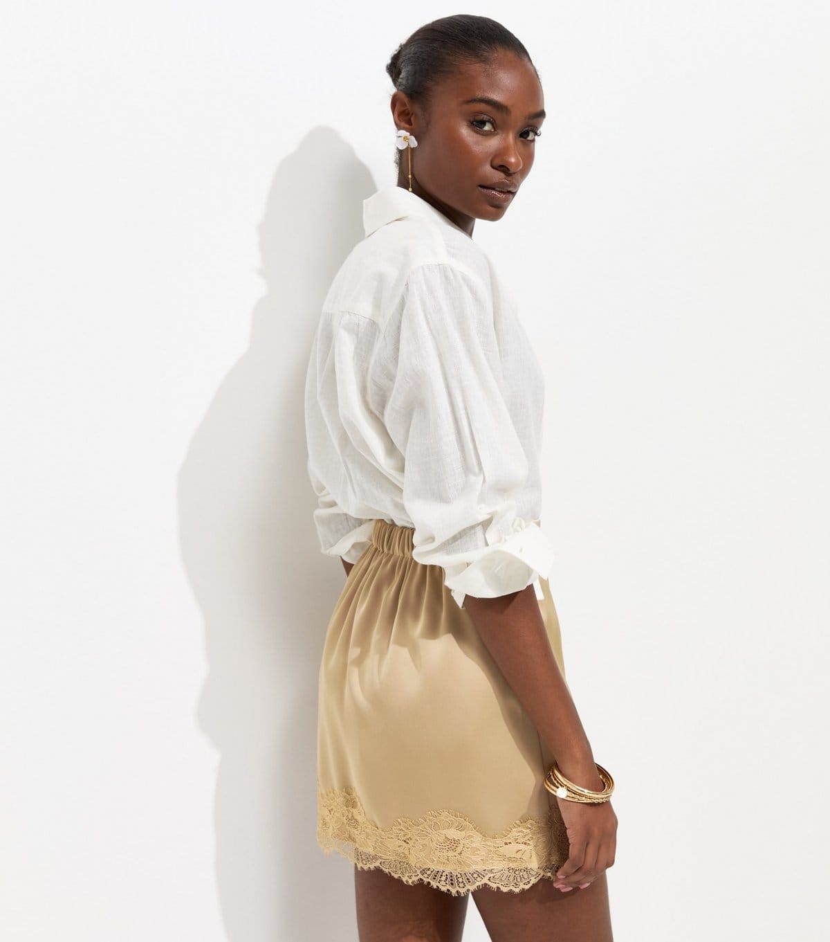 New Look Women's Mink Satin A line Lace Trim Mini Skirt New Look - 4