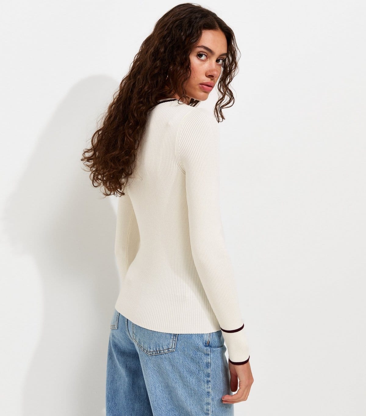 New Look Women's Cream Ribbed Tipped Crew Neck Jumper New Look - 4