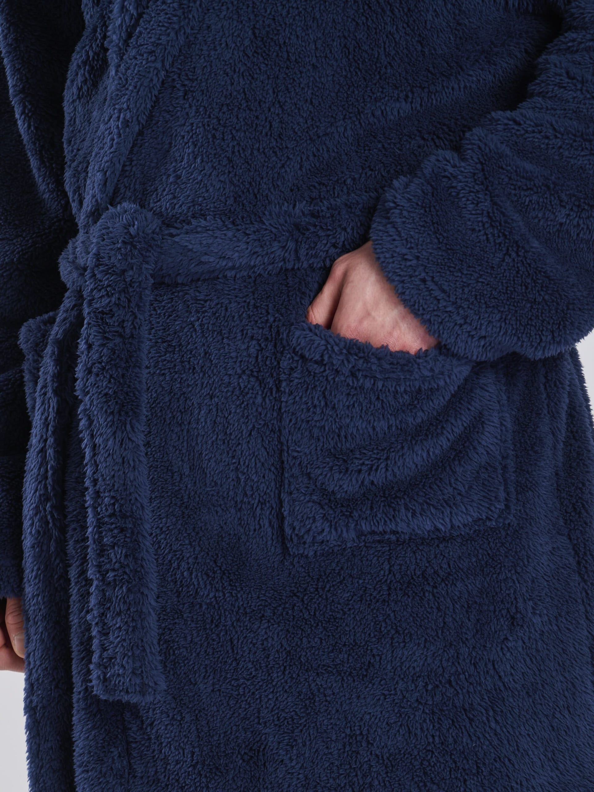 Loungeable Loungeable Men's Sherpa Hooded Robe in Navy - 4