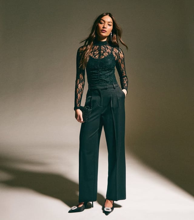New Look Women's Black Ruched Sheer Unlined Lace Long Sleeve Bodysuit New Look - 2
