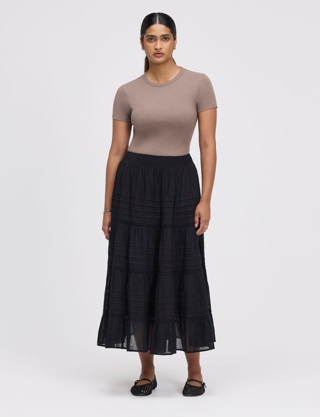 Finery London Finery London Women's Imani Cotton Tiered Midi Skirt in Black - 2