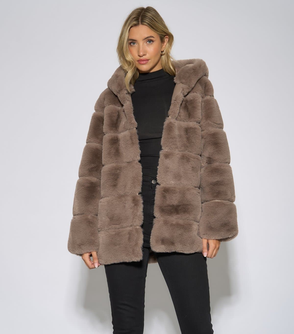 Gini London Women's Brown Faux Fur Horizontal Cut Hooded Jacket Gini London New Look