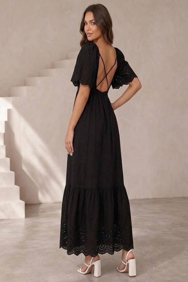 chi chi london Chi Chi London Women's Broderie Sleeve Poplin Maxi Dress in Black - 2