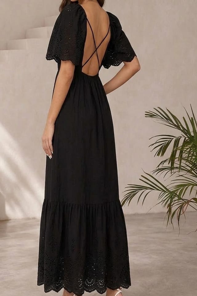 chi chi london Chi Chi London Women's Broderie Sleeve Poplin Maxi Dress in Black - 3