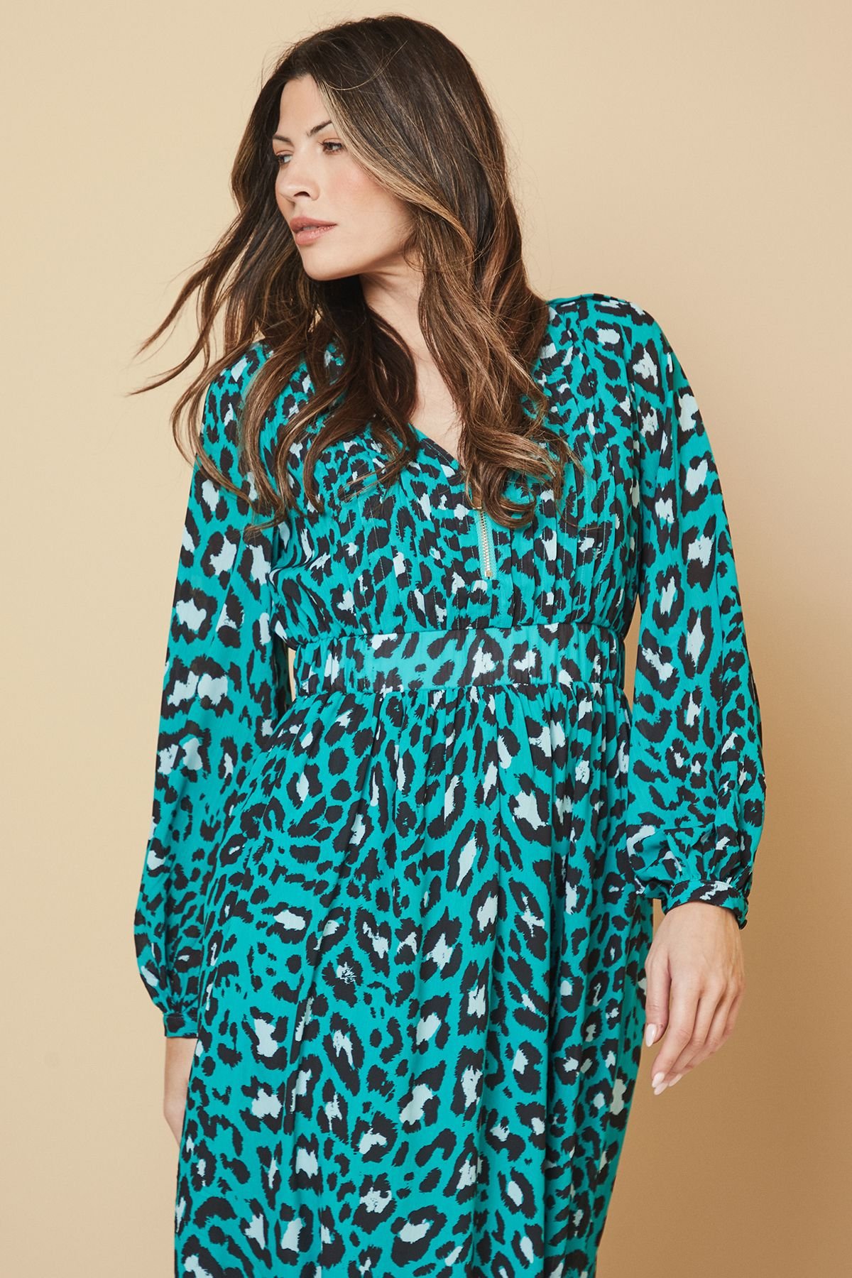 Wallis Wallis Women's Abstract Pin Tuck Detail Zip Midi Dress in Green - 4