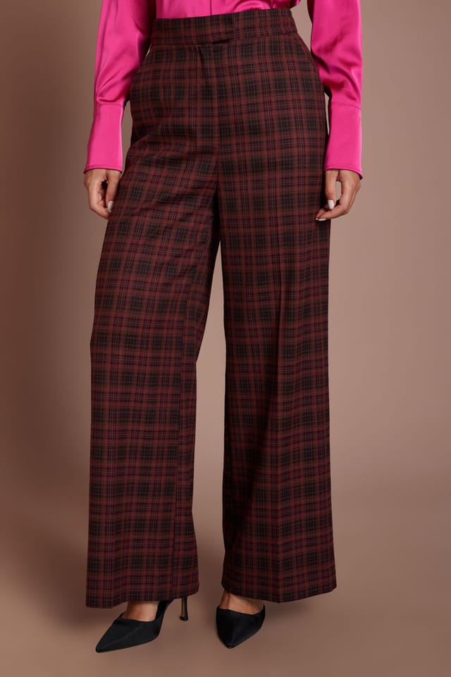 Coast Coast Women's Check Formal Trousers in Berry - 2
