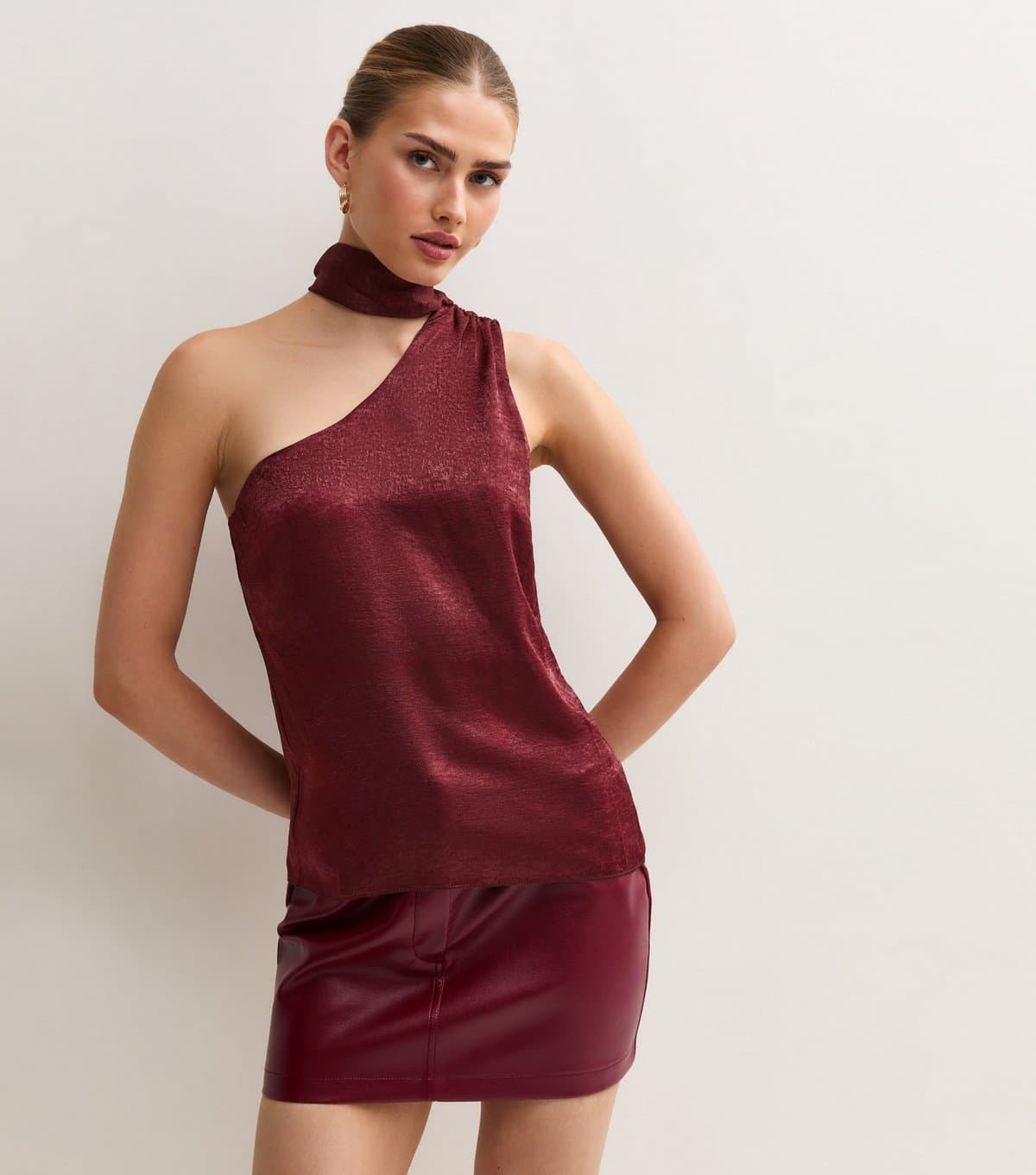 New Look Women's Dark Burgundy Satin Neck Scarf Sleeveless Top New Look