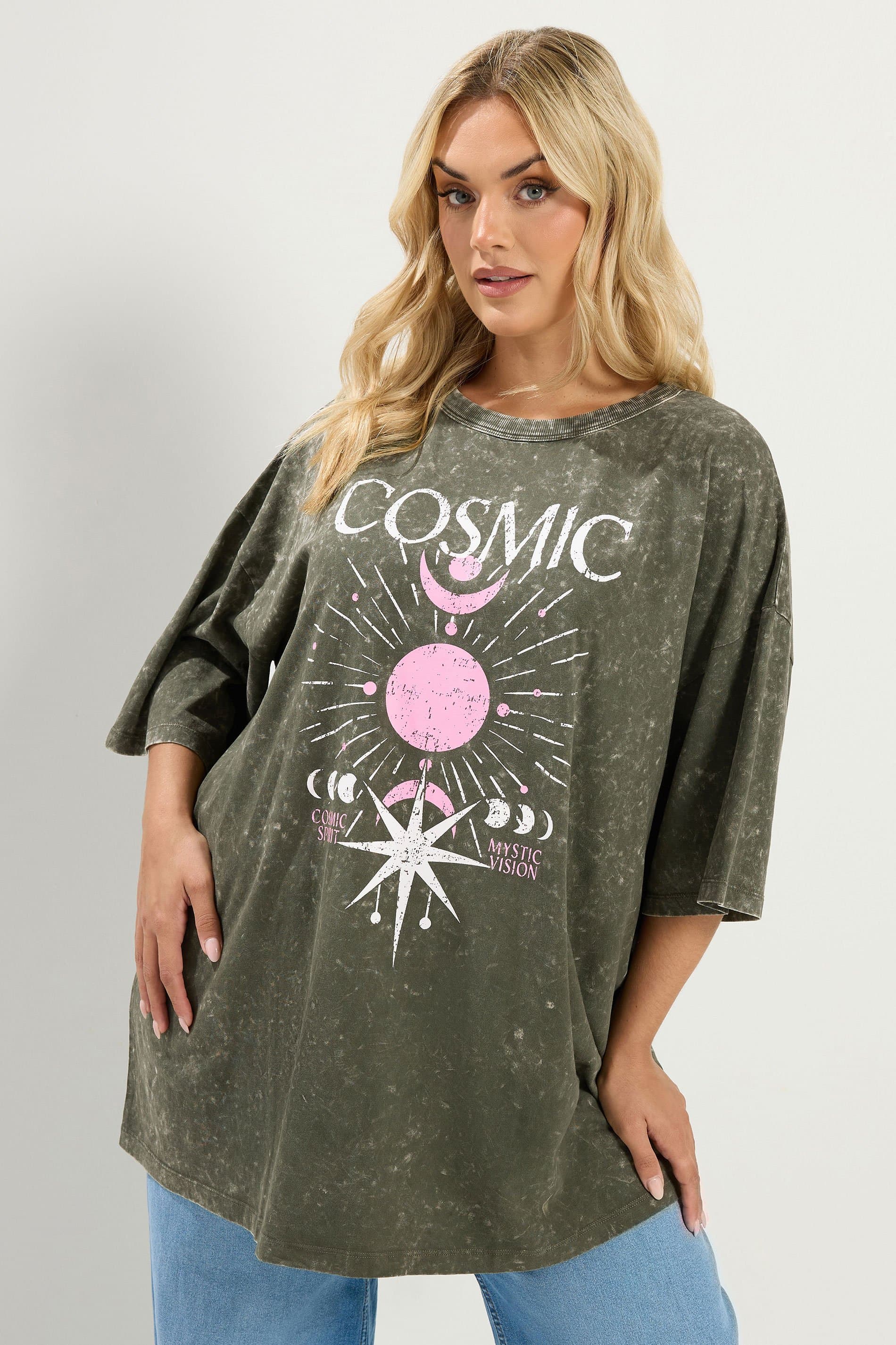 Yours Plus Size Green Acid Wash 'Cosmic' Oversized Tshirt