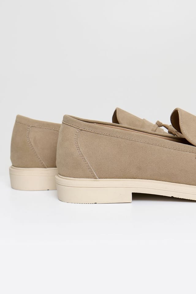 Threadbare threadbare Men's Faux Suede Tassel Loafers in Beige - 2