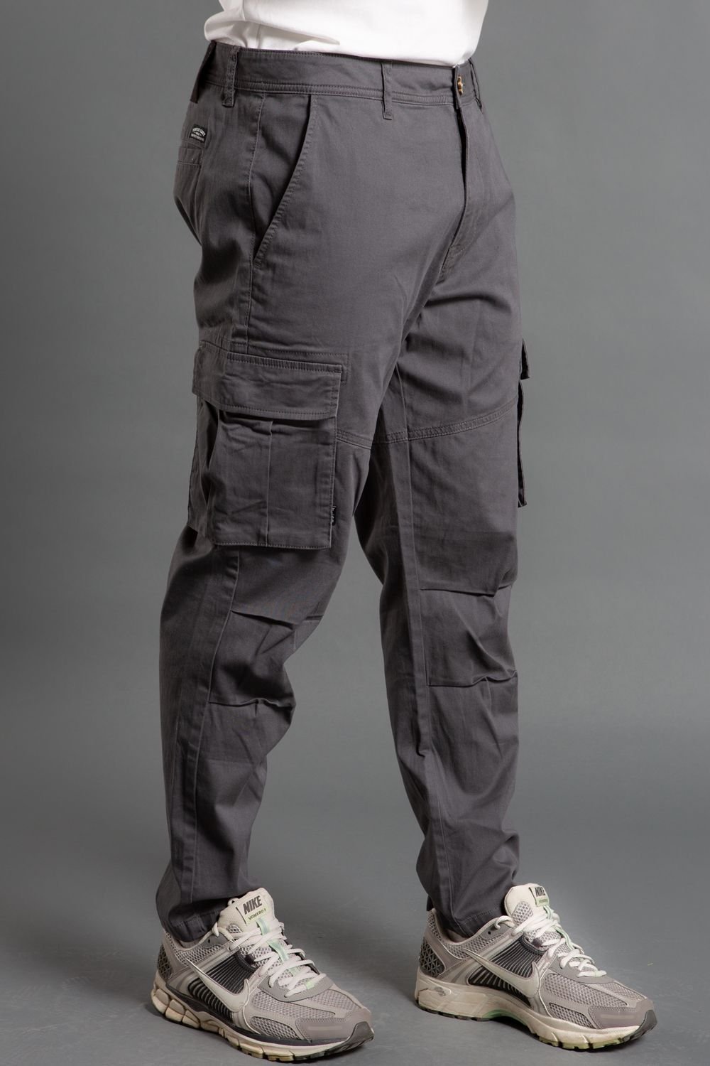 Tokyo Laundry Tokyo Laundry Men's Cotton Twill Cargo Trouser in Dark Grey - 4