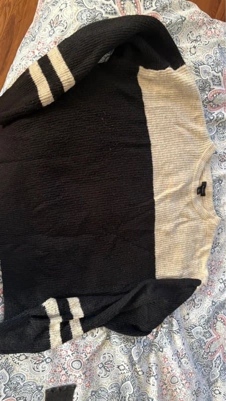 New Look Women’s Color Block Knit Sweater