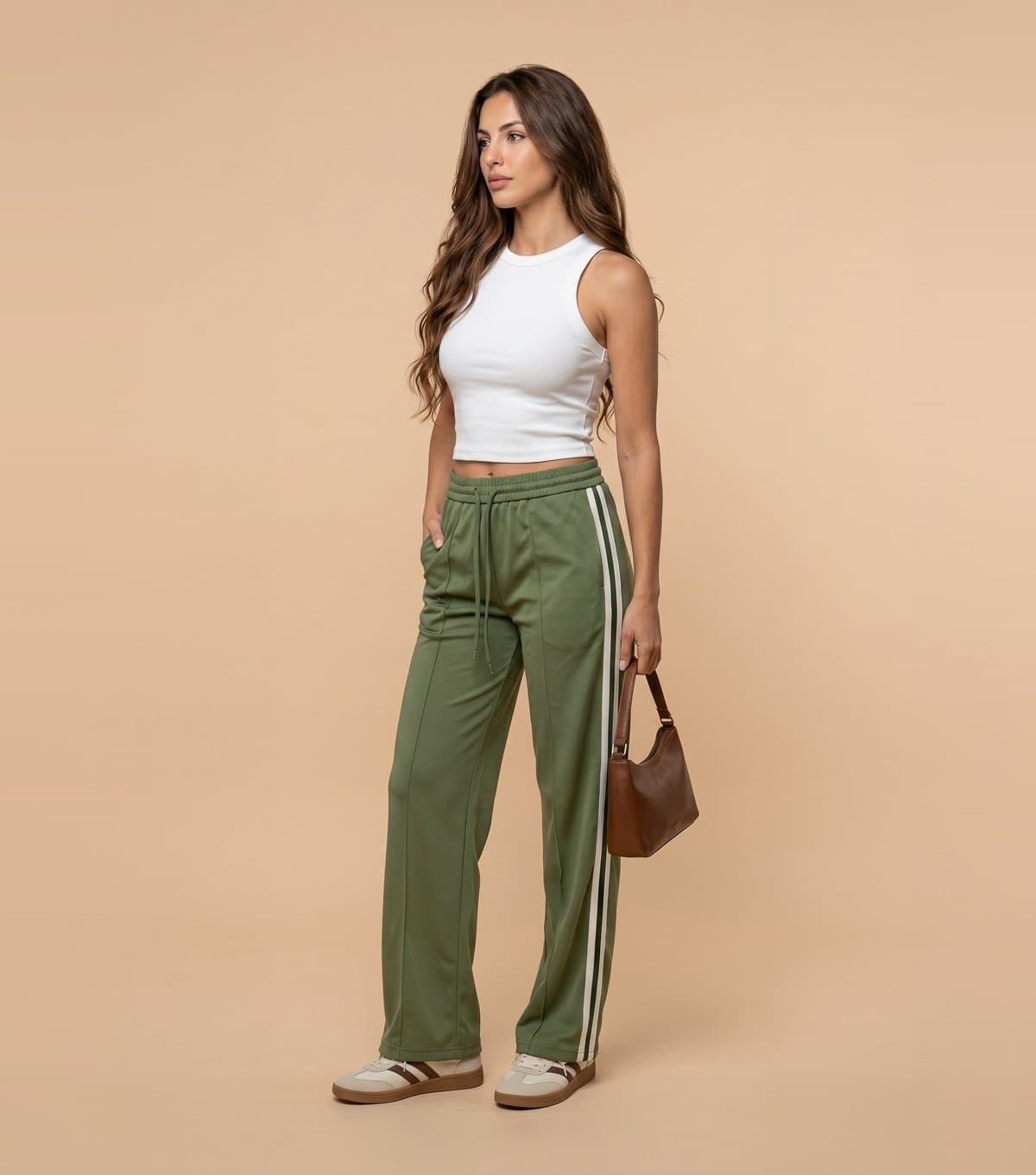 Urban Bliss Women's Green Side Stripe Straight Joggers Urban Bliss New Look