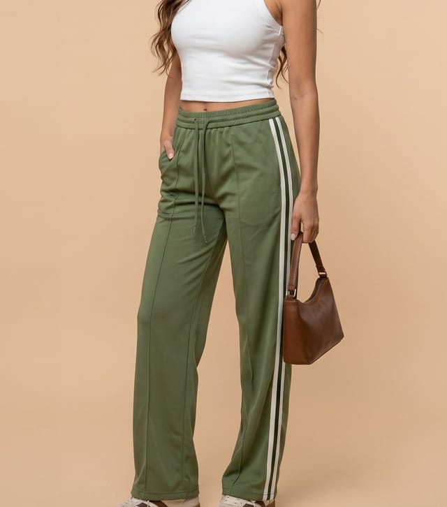 Urban Bliss Women's Green Side Stripe Straight Joggers Urban Bliss New Look - 2